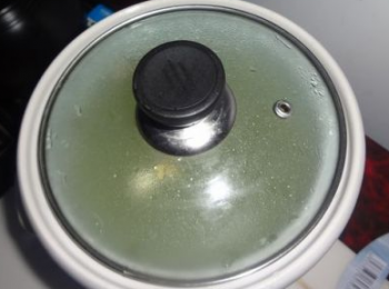 step6: 蓋上蓋子大火燉1小時30分鐘上。