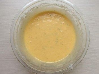 step9: 攪拌後的麵糊蓋上保鮮膜，置入冰箱，靜置一晚。