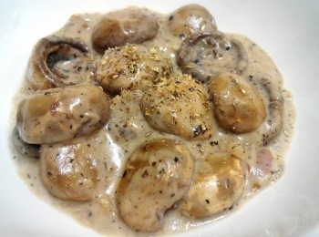 step6: 灑上少許香草