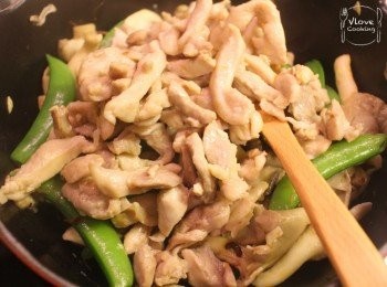 step9: 雞柳回鑊再炒熱, 食得!