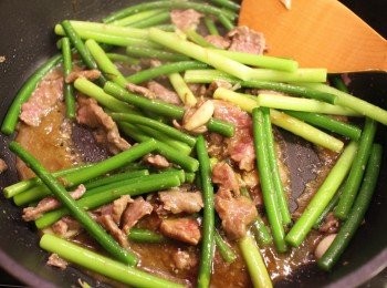 step5: 加入芡汁煮到杰身, 食得!