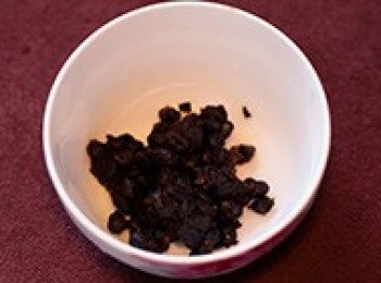 step2: 取適量豆豉備用，預先切碎較佳