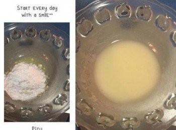 step7: 趁甜甜圈鬆弛時準備好<span class="group_4">糖霜</span>，先將奶油微波20秒成液態後加入糖粉和冷水拌勻備用。另取一盤子放入砂糖備用。