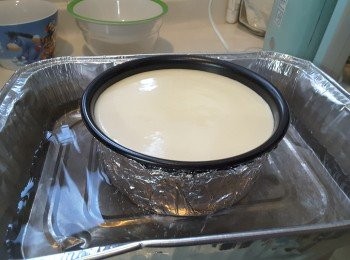 step10: 加1cm水喉水入預熱150度焗爐焗60分鐘（參考）