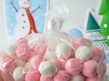 step1: 今天市場處處都賣湯圓，一定要來買一包過過節氣~