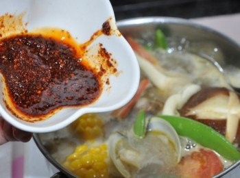 step12: 加入少許辣油