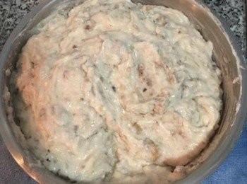 step7: 攪拌到成黏稠狀的<span class="group_2">粉漿</span>。