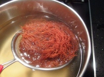 step3: 汆燙1分鐘後起鍋。