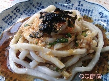 step12: 涼涼的秋意，卻帶些微熱的天氣，來一盤山藥泥冰鎮烏龍麵，健康又美味!