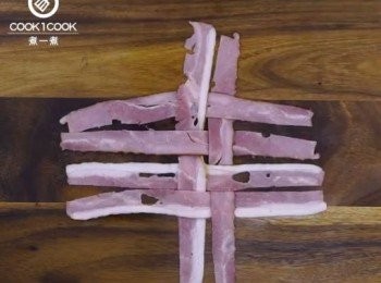 step1: 先橫放4塊，然後直放2條