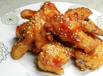 step5: 塗上李錦記韓式烤肉醬後，撒上白芝麻就完成囉