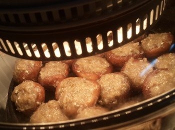 step4: 光波爐低架、用180度預熱10分鐘、將碟放入光波爐、180度波15分鐘、