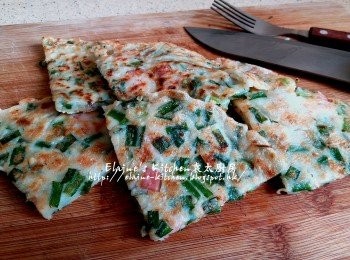 step10: 煎至兩面金黃色 , 盛起切件即可