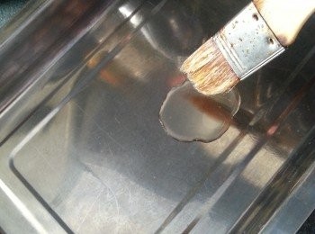 step6: 蒸盤掃上一層薄油