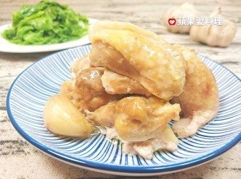 step3: 放入電鍋，外鍋1杯水，蒸30分鐘即可。