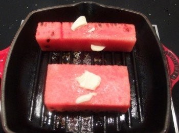 step5: 表面再加上些許奶油，可增加焦香程度。