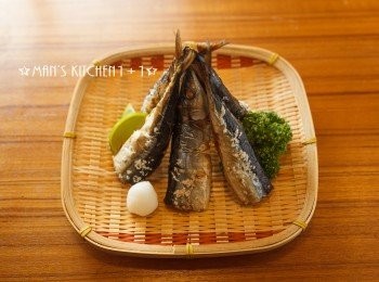 step3: 盛盤後在依照喜好附上檸檬與蘿蔔泥就完成了。