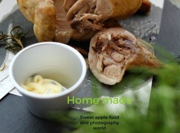 step4: 小記:每個焗爐火力略有偏差,用竹籤刺入沒有血水便已全熟,喜歡牛油香也可以牛油代替、
但個人還是較為想健康一點, 如果愛雞皮焦一點也可以200'c 焗25分鐘不用立刻取出在焗爐裏悶多5分鐘作改良外層效果

「春鷄」可在香港一田超市內買到,價鐵由HK$40-60餘元不等。