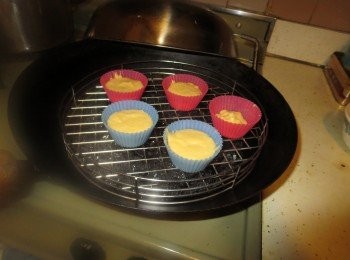 step5: 如果當天吃不完，就用保鮮膜包起來放進冰箱。想吃的時候可以將它重新蒸熱，或者放進微波爐加熱，味道都跟剛蒸好時一樣棒。