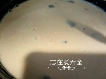 step3: 燒滾水，將所有材料加入加煮15分鐘，焗30分鐘，即可享用