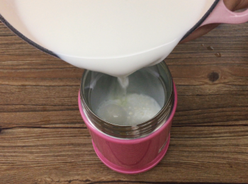 step5: 混合後放入保溫器具。