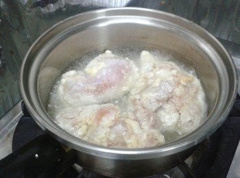 step3: 用熱油炸至金黄色及熟透