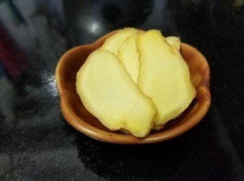 step1: 薑片