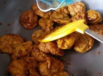 step6: 加食用開水煮約3-5分鐘,待水乾即可