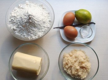 step1: 準備製作<span class="group_2">塔皮</span>的材料。奶油先放室溫至軟化,雞蛋要退冰至常溫。麵粉先過篩備用。