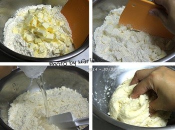 step5: ※此步驟動作要盡可能仔細且快速完成。

把切好的奶油塊從冰箱取出來
放進過篩好的麵粉裡
用刮刀以《切拌》的方式
將奶油一邊切成無數小碎屑
一邊拌進麵粉中

最後倒進《冰水》
快速的捏合成無粉粒的麵糰即可。