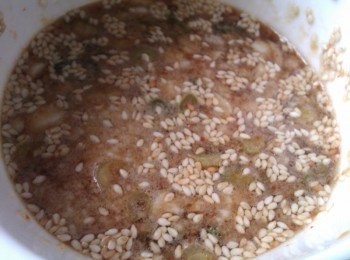 step7: 將日本山藥泥倒入醬汁中攪拌即完成