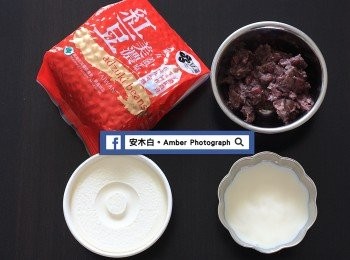 step1: 準備<span class="group_1">食材</span>。紅豆泥做法，可以參考這篇：http://amberwang1016.pixnet.net/blog/post/115847014
