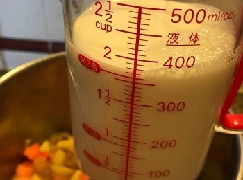 step5: 然後加牛奶