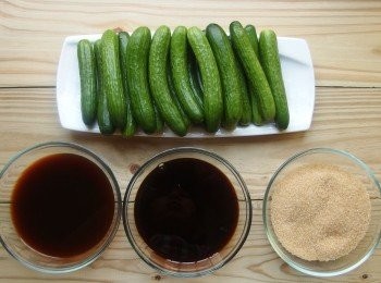 step1: 準備所有<span class="group_1">食材</span>。