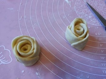 step7: 將花瓣整理好做形