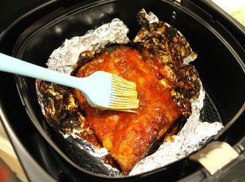 step7: 打開錫紙, 掃上柚子醬蜜, 再以200度烤5-8分鐘至表面焦香金黃, 取出後稍為放涼便可切件