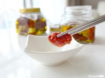 step6: 泡了一夜隔天就可以吃囉！當然多泡幾天味道會越香囉～