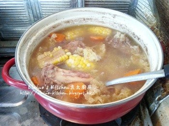 step9: 最後加少許鹽拌勻調味 , 熄火蓋上蓋焗30分鐘即可