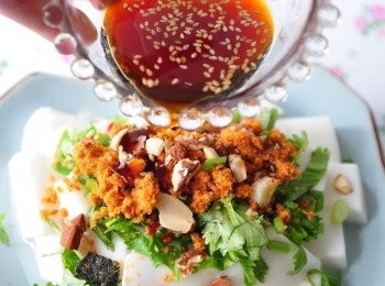 step4: 食用前淋上醬汁