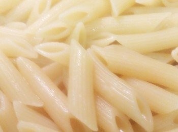 step3: 7分鐘後撈起並瀝乾水分準備備用