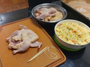 step3: 釀飯前再用廚紙徹底吸乾腔內水份