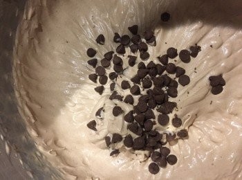 step5: 隨意加入喜歡的朱古力粒。