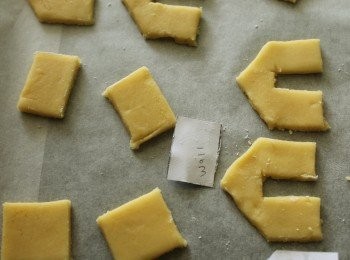 step7: 房子我是在網上找圖~自己畫下來的可以參考步驟9