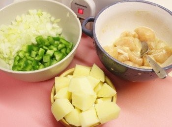 step4: 洋蔥, 青椒, 著仔切粒備用