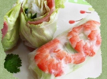 step6: 搭配酸甜醬，清爽又美味的海鮮春雨捲就可以上桌啦~