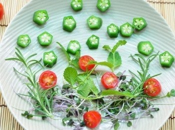 step6: 隨意的擺盤呈現草原與星空的畫面