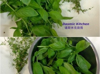 step4: 百里香稍微清洗、用綿線綁成一束; 羅勒採摘軟嫩部位、下鍋前再漂洗，以免水傷！