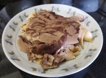 step7: 豬心，煲好湯後取出，放涼後切片留做另一個餸