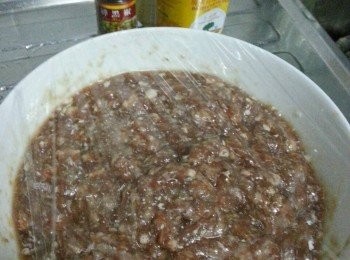 step3: 放入雪櫃醃1小時