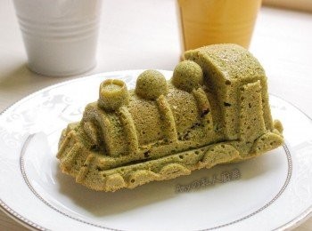 step10: 抹茶和紅豆是好朋友,火車頭造型很受大小朋友歡迎。